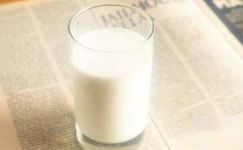 睡前喝牛奶的好处 喝牛奶的注意事项