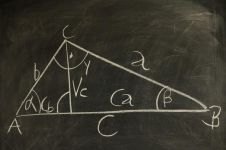 揭秘：几何之父欧几里得数学成就有哪些？