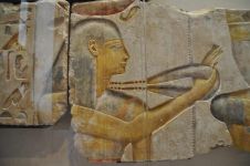 古埃及浮雕惊现飞机图案!