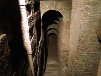 殉道者墓窟：古罗马奥秘的地下墓穴示例