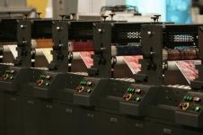 欧洲活版印刷术的创造者古登堡:印刷业迈进一大步