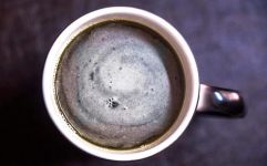 美国迷信家颁布发表：宇宙的颜色应为牛奶咖啡色