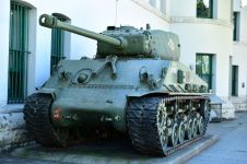 东线浴血战役的“虎”式重型坦克！纳粹的‘虎王’重型坦克