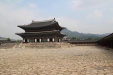 乾隆皇陵的地宫里 怎样会有朝鲜女人的尸体