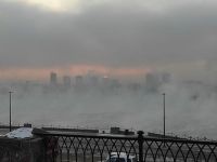 初六晨雾弥漫城市